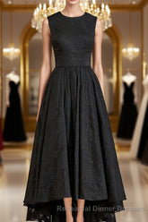 A-Line/Princess Scoop Asymmetrical Lace Mother of the Bride Dresses With Applique